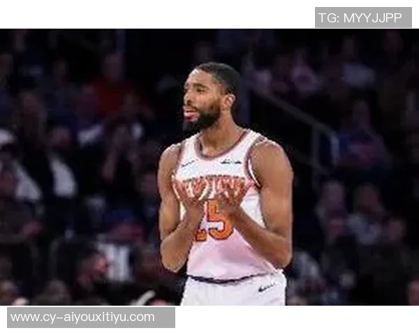 迈克布朗在勇士拓展进攻理念但坚实防守基础依然不可或缺