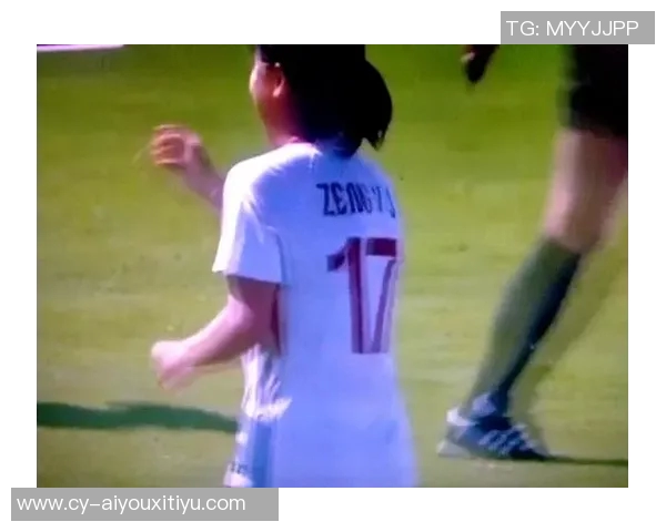 中国U17女足半场领先挪威U17女足陈睿琳任意球破门周欣怡点射助攻