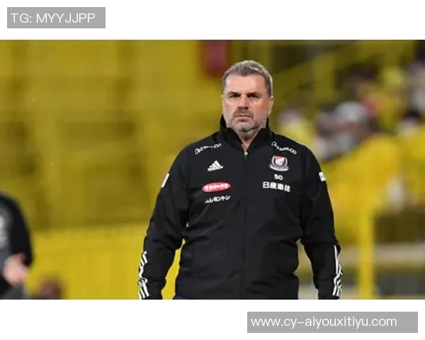 西班牙U21主帅谈伯纳尔现状称其仍是球队一员但面临困境